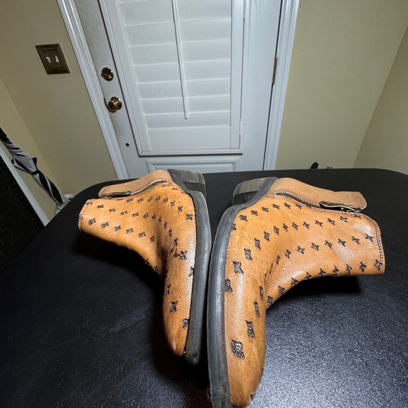 Kanna EU 36 brown star embossed ankle boot block heel almond toe - Picture 5 of 11